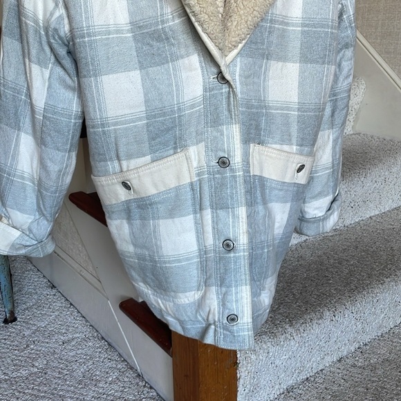 We The Free / Free People Woodlands Sherpa Flannel Plaid Cabin Jacket - Picture 6 of 11